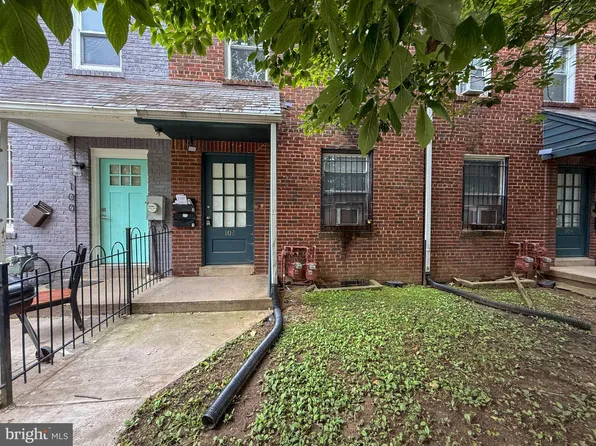 102 O St SW, Washington, DC