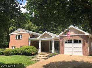 3527 Saylor Pl, Alexandria, VA 22304