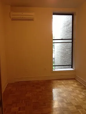 Rented by Full Time Management | media 38
