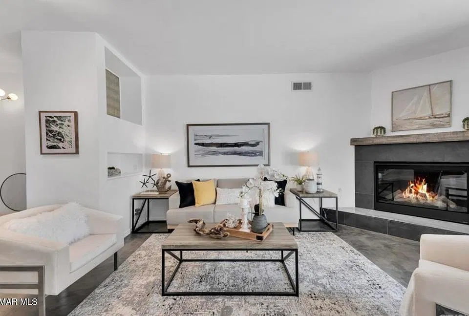 139 Courtyard Dr