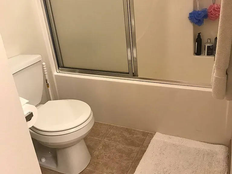 1039 W Benton St #5 — Photo 11