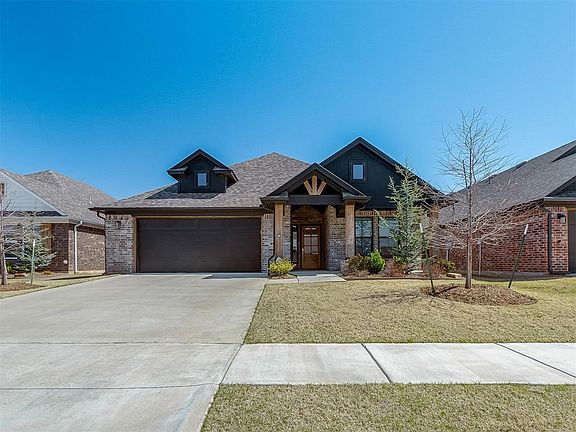 2nd image of 204 Ivory Dr