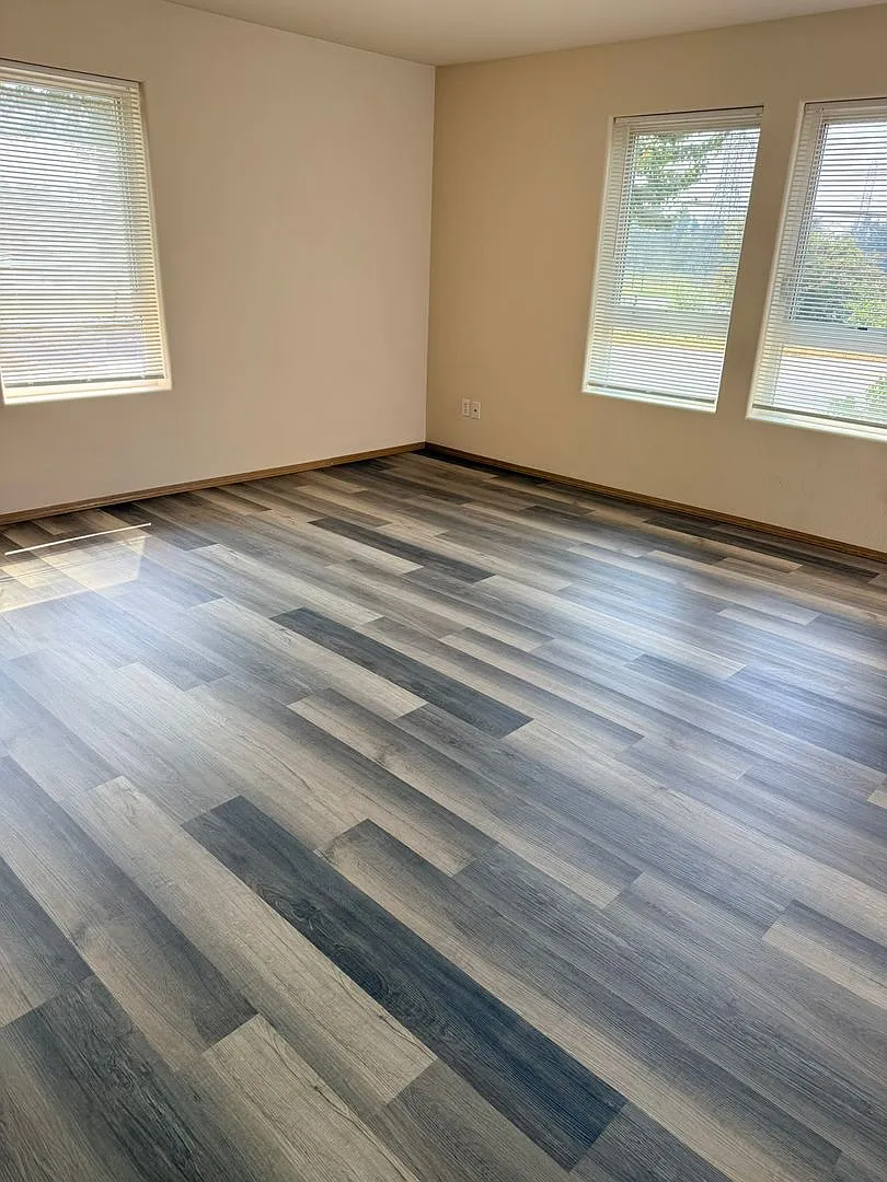 1313 Bldg — Photo 2