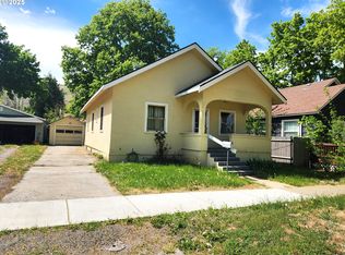 1914 1st St, La Grande, OR 97850