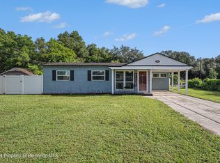 1104 Valencia Rd, Plant City, FL 33563
