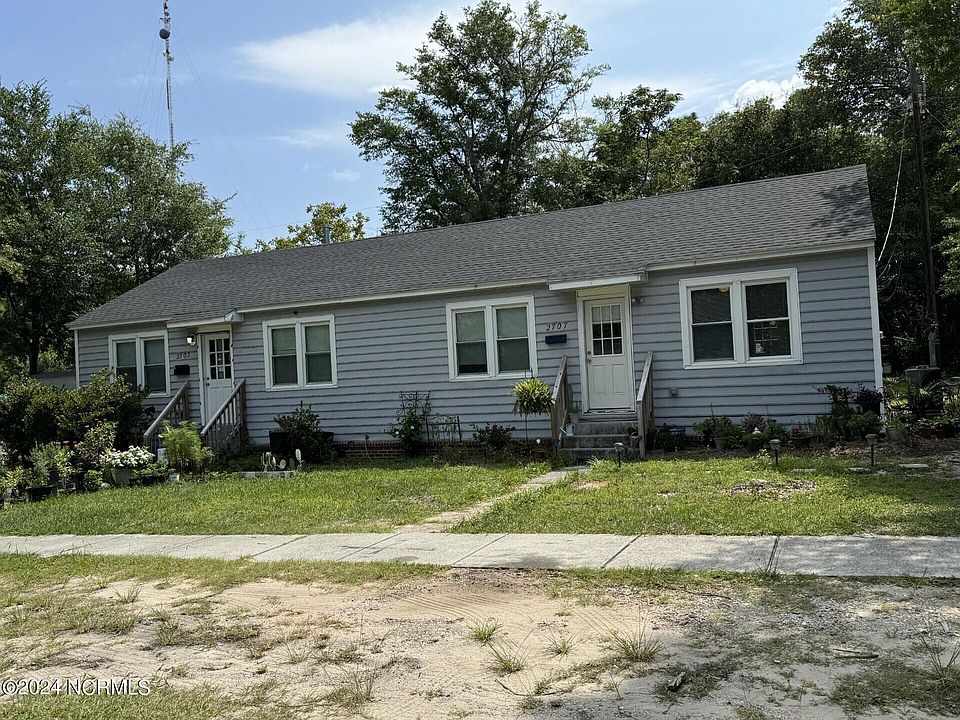 2nd image of 2703 Dare Street
