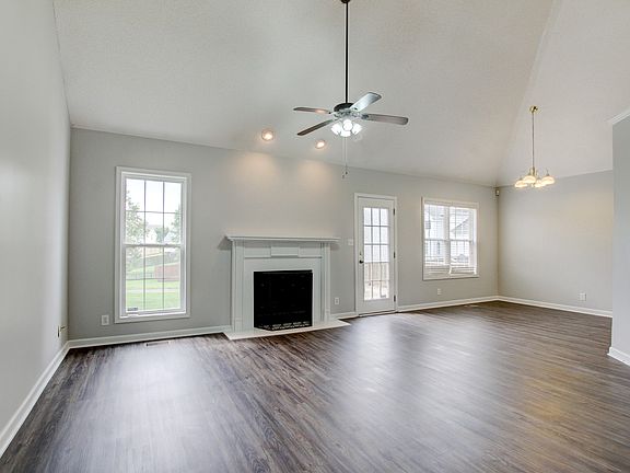 5th image of 1938 Whirlaway Cir