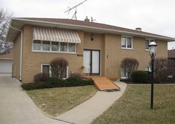 1st image of 9125 Idlewild Dr