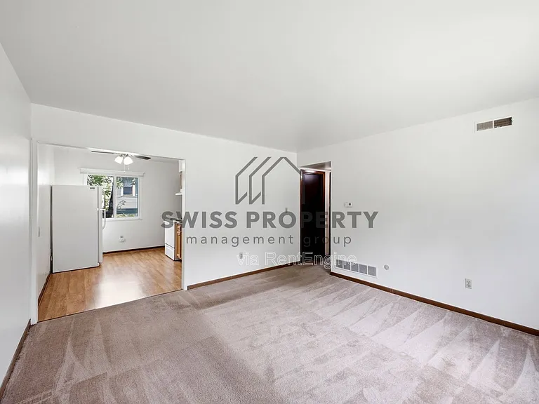 1567 Briarwood Ave — Photo 5