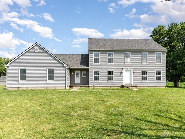 9705 N Montgomery County Line Rd W, Englewood, OH 45322