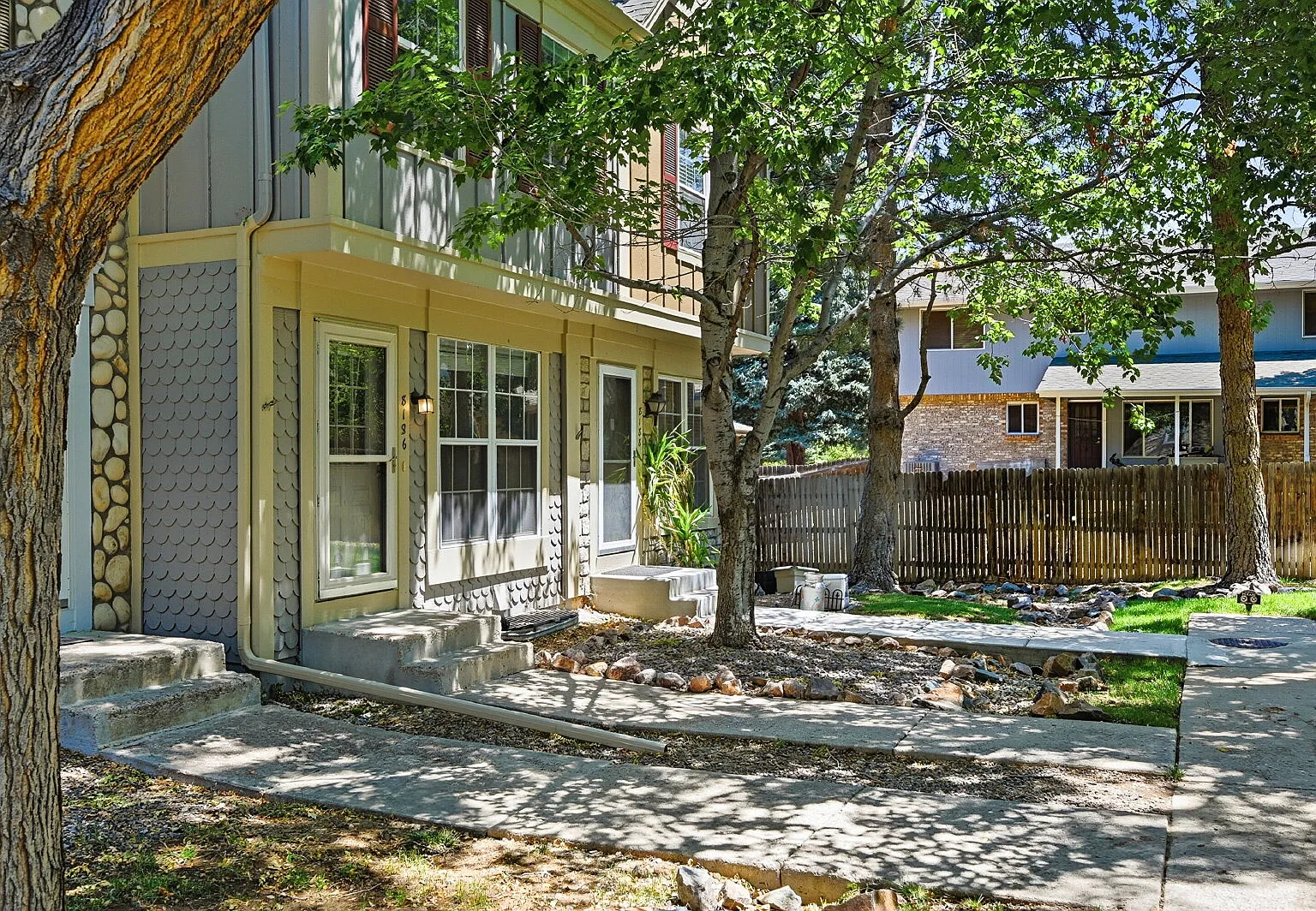 2 bed, 2.5 bath, 1358 sqft, $2,471 — Photo 4