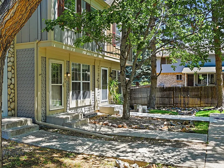 8186 S Fillmore Way — Photo 4