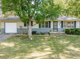 9215 Stubbs Rd, Kansas City, MO 64138