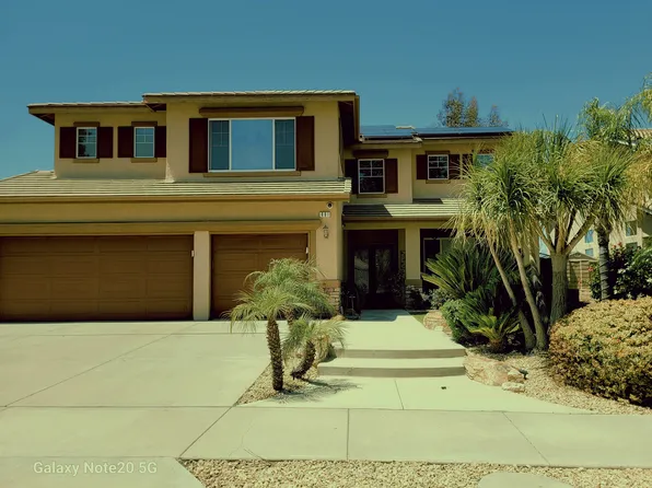 681 Sky Ridge Dr, Corona, CA 92882