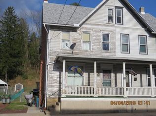 292 S Tulpehocken St, Pine Grove, PA 17963