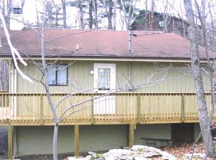 879 Regent St, Bushkill, PA 18324