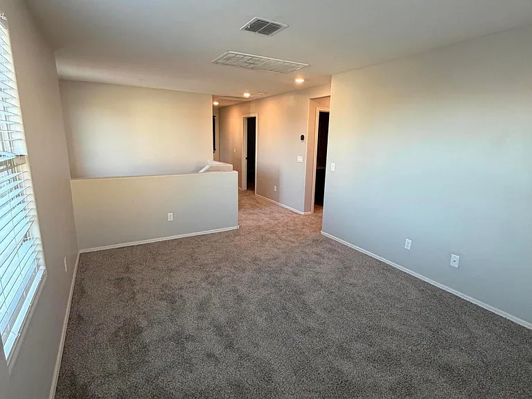 16576 W Jenan Dr — Photo 11