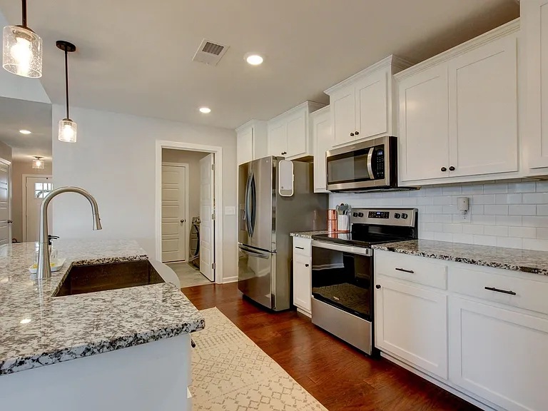 715 Jodine Ann Dr — Photo 8