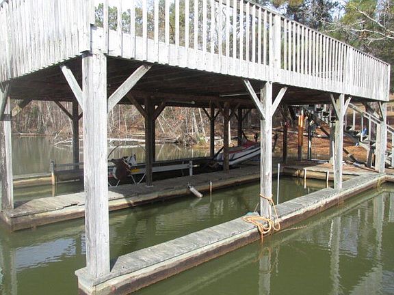 2nd image of 112 Bagley Ln