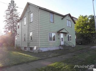 319 7th St, Two Harbors, MN 55616