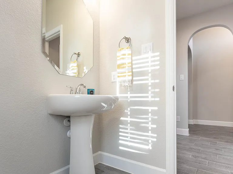 105 Crimson Sky Ct — Photo 15