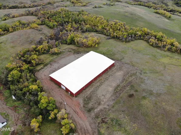 3739 124f Ave NW, Watford City, ND 58854