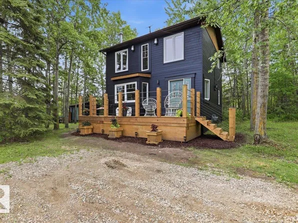 216 2nd Ave, Ma Me O Beach, AB T0C 1X0