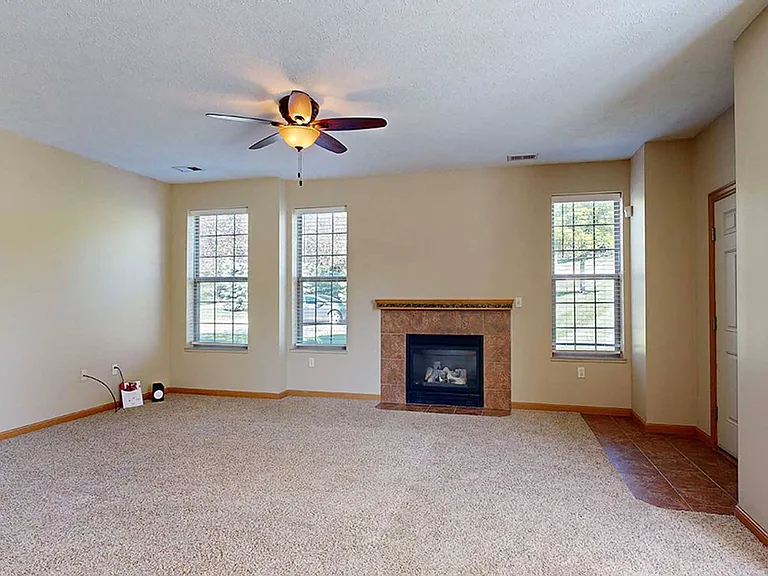 Stone Creek Villas — Photo 127