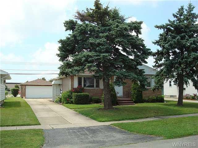 1st image of 106 Wallace Ave