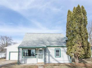 1915 Easton Ave, Waterloo, IA 50702