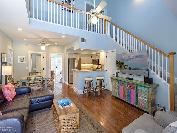 5th image of 606 Truman Ave #606