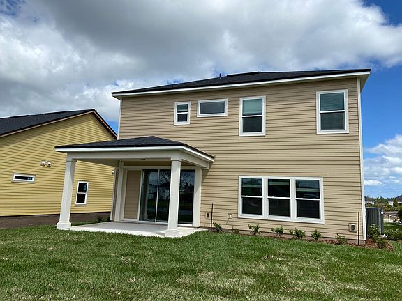 2nd image of 160 Ness Cir