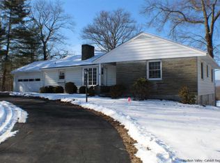5 Cedar Ridge Rd, New Paltz, NY 12561