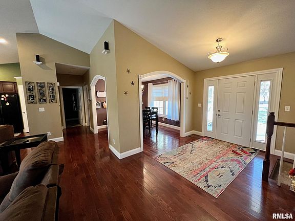 4th image of 805 N 14th St
