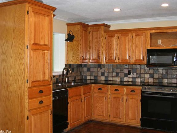 4th image of 386 Grant 8 St #8