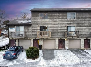 3 Silver Creek Dr, Morgantown, WV 26505