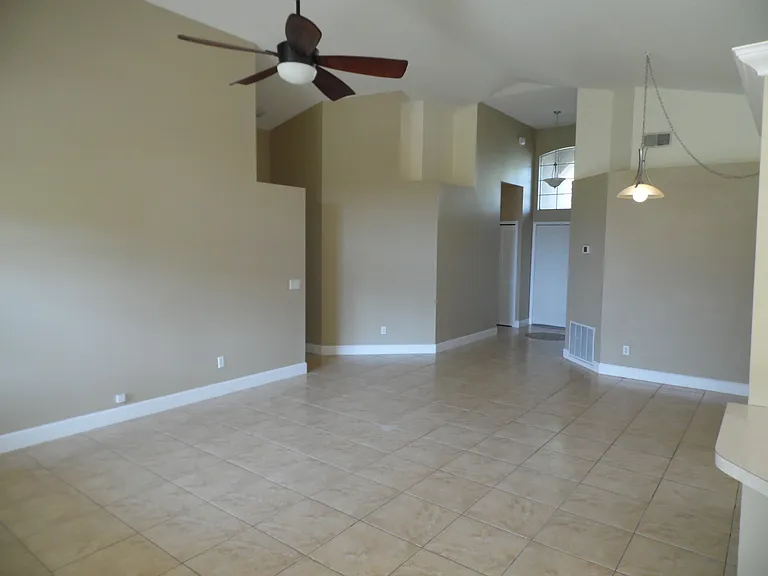 11020 Felton Ct — Photo 6