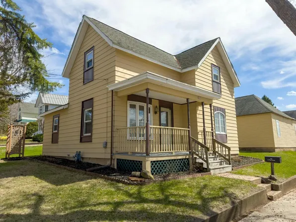 164 South Pearl STREET, Berlin, WI 54923