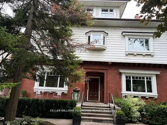 347 Walmer Rd #STUDIO — Photo 1