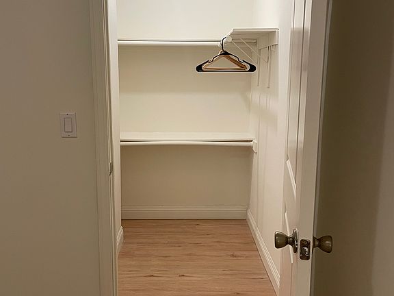 4th image of 5132 Maplewood Ave