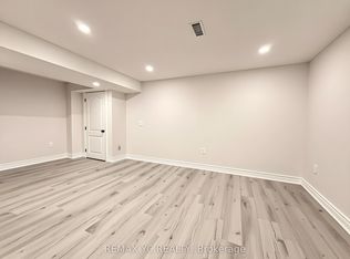 402 Handley Cres #Basement, Newmarket, ON L3Y 4T4