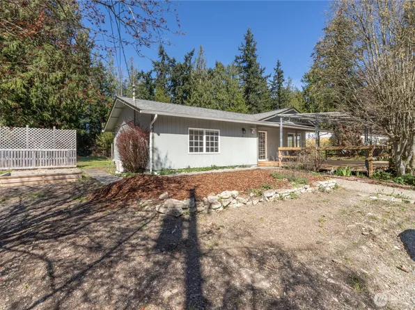 21 Glen Avenue, Chimacum, WA 98325