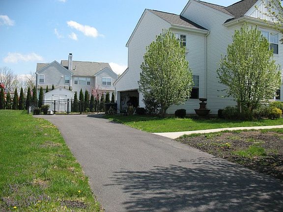 Drive Way