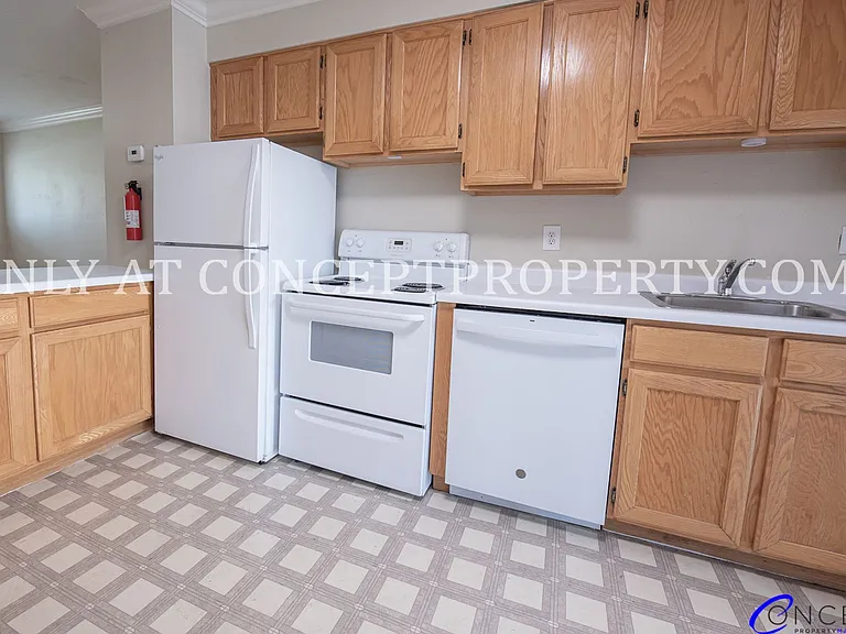 100 S Orchard Dr — Photo 45