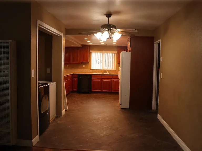 3204 Idlewild Way — Photo 21