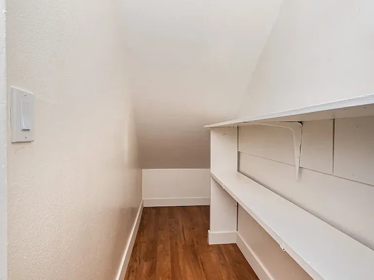 Redwoods at Mather Station Apartments — Photo 45