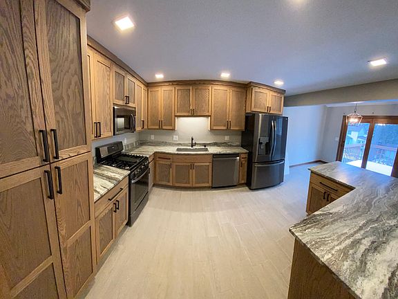 Kitchen to dinette and deck beyond