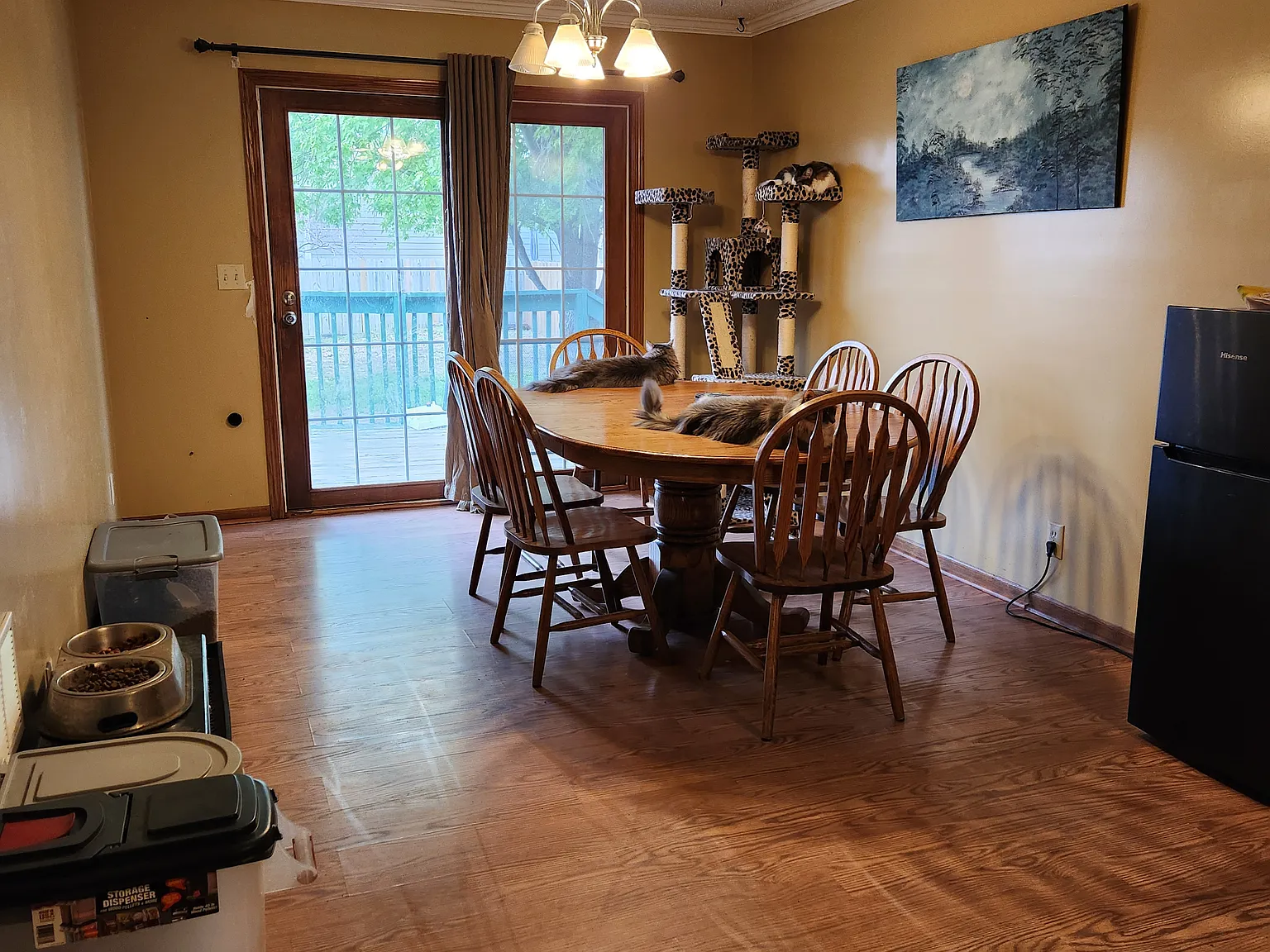 730 Dustin Rd — Photo 2