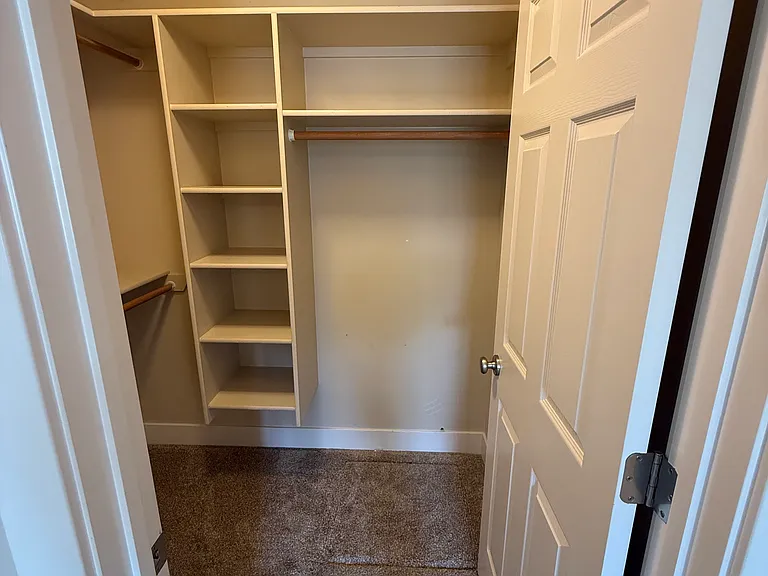 2652 N Maple Grove Rd — Photo 7