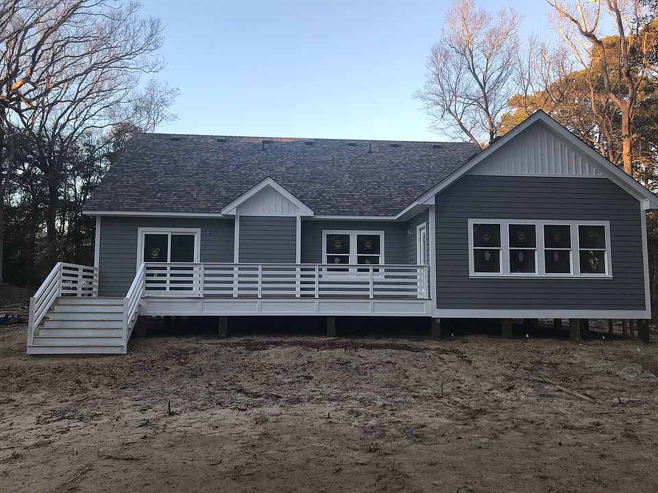 2nd image of 102 Turtle Pond Ct